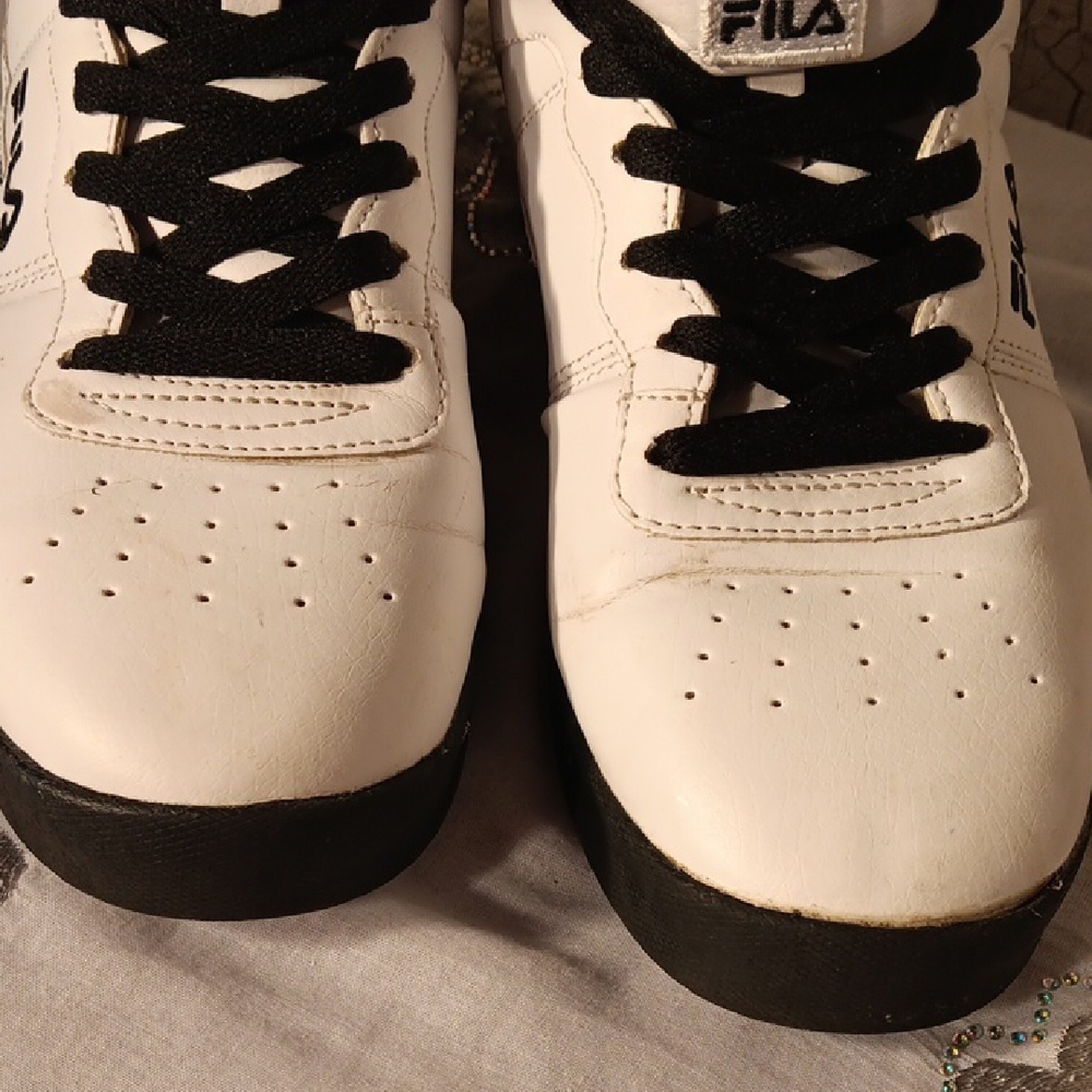 Fila Black and White High-Top Sneakers - Picture 12 of 12